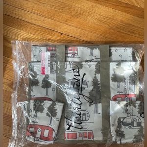 Thirty-One Zip Top Organizing Utility Tote